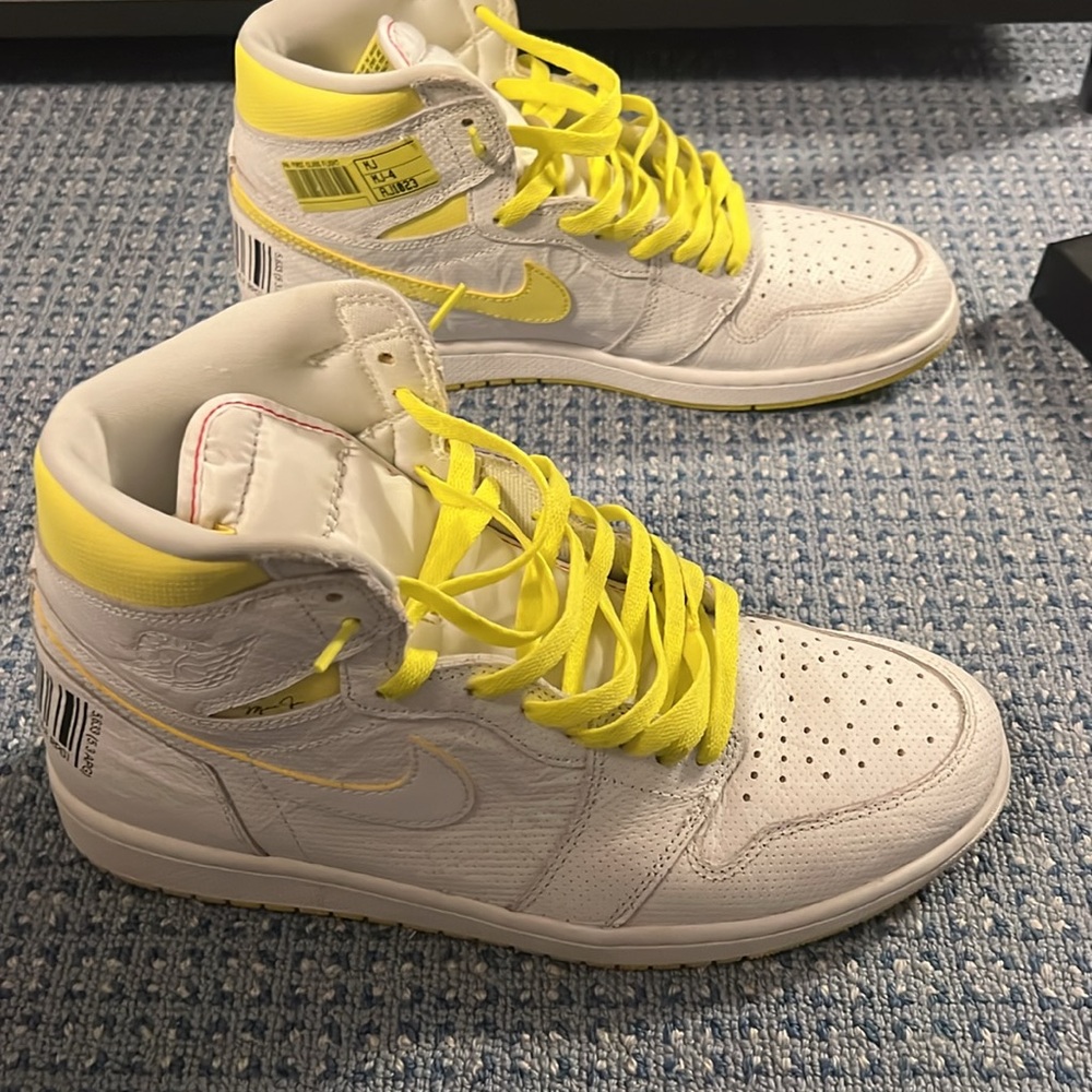 AIR JORDAN 1 RETRO HIGH OG - FIRST CLASS - Picture 5 of 8
